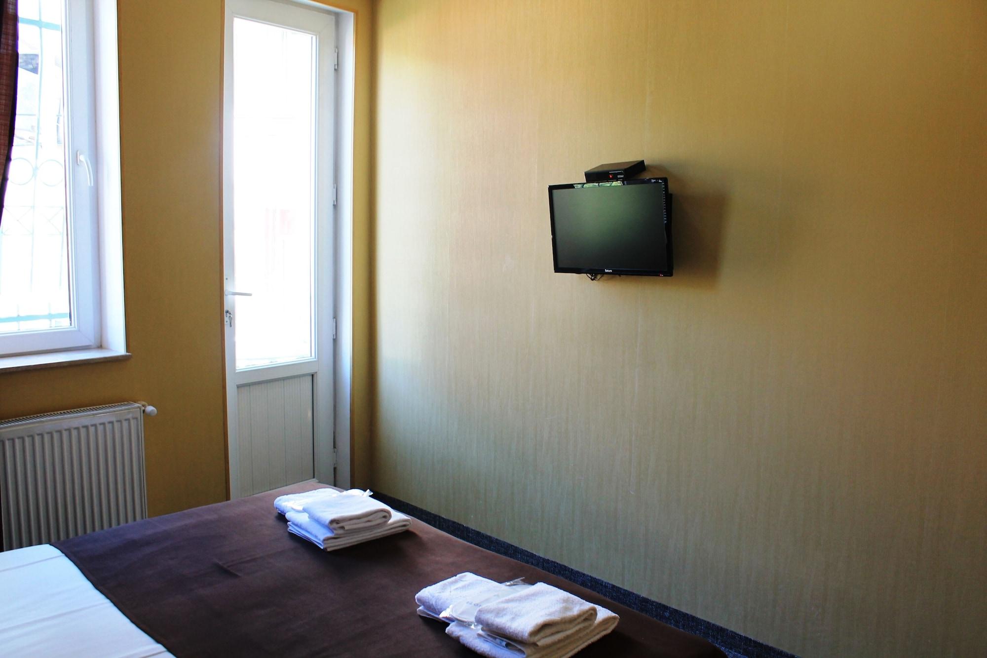 Tbiliseli Inn Tbilisi Luaran gambar