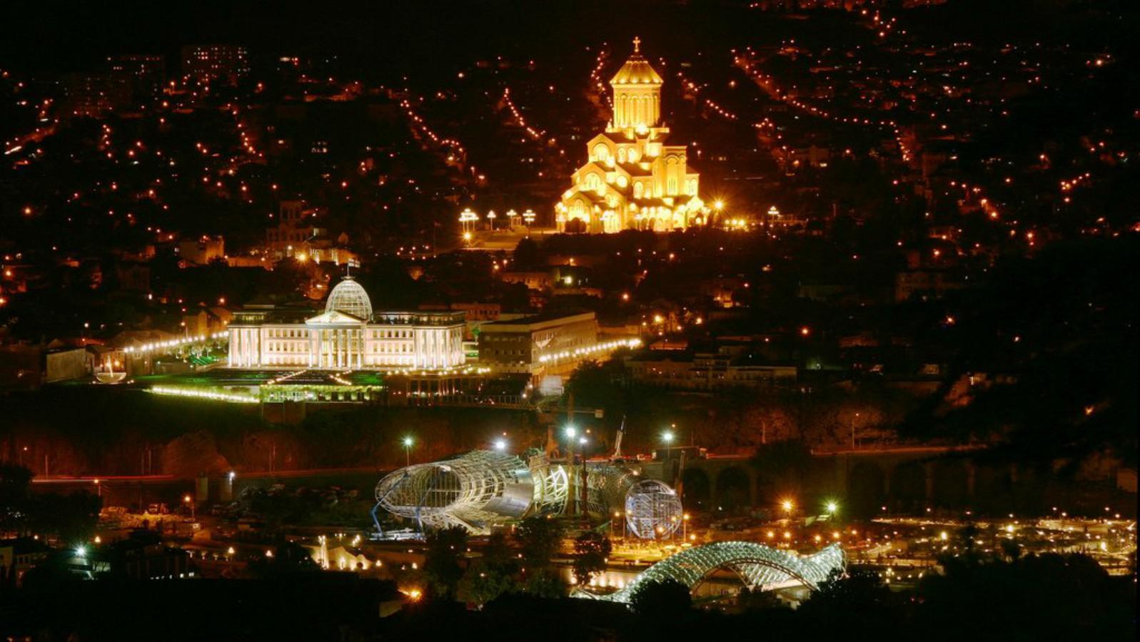 Tbiliseli Inn Tbilisi Luaran gambar