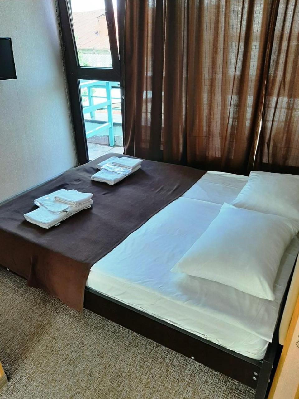 Tbiliseli Inn Tbilisi Luaran gambar
