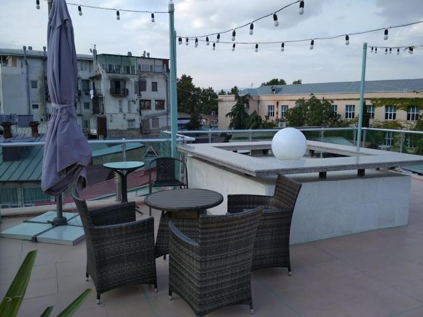 Tbiliseli Inn Tbilisi Luaran gambar
