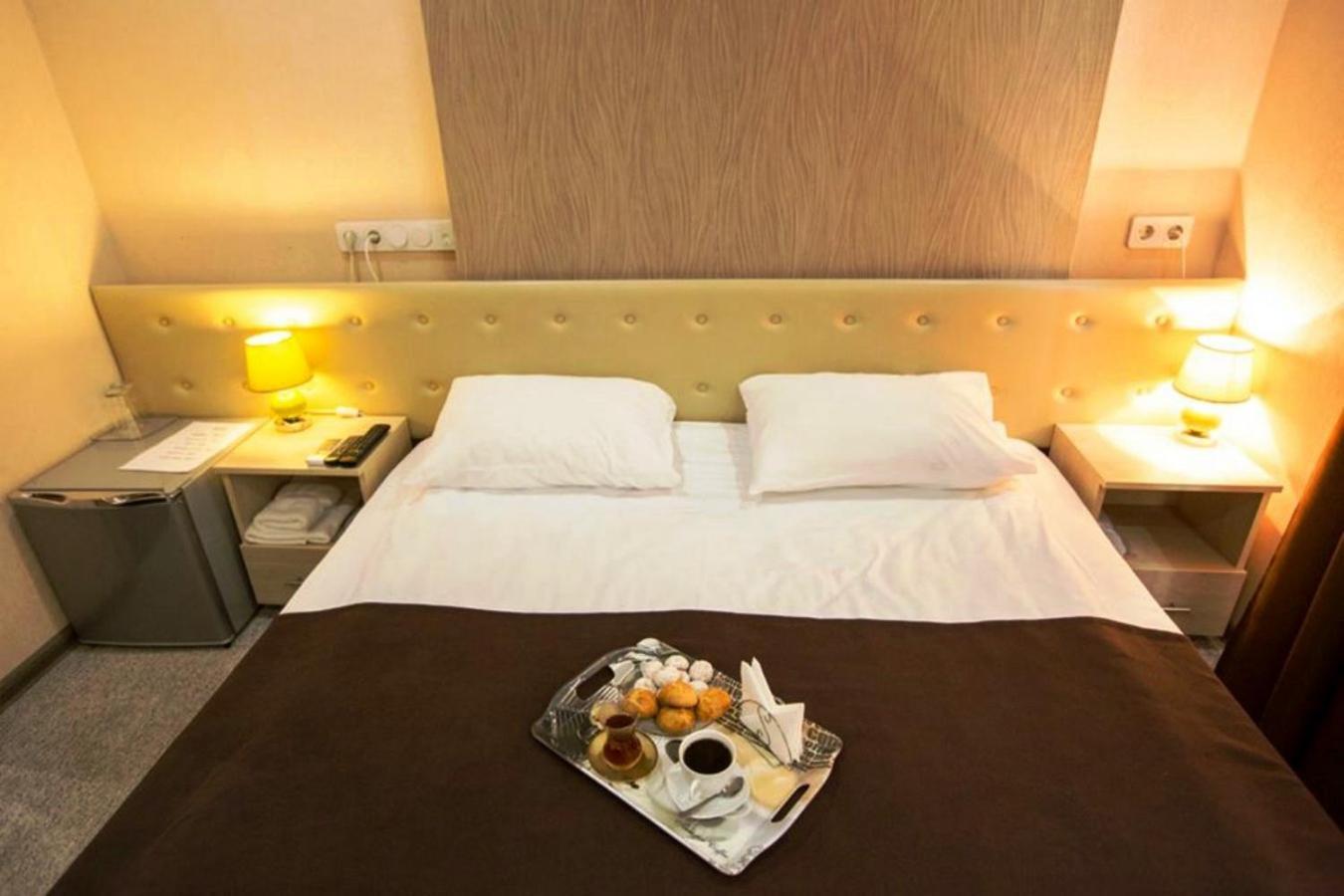 Tbiliseli Inn Tbilisi Luaran gambar