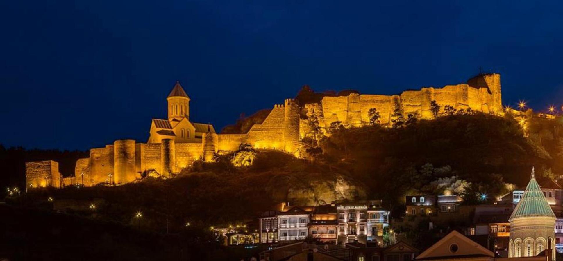 Tbiliseli Inn Tbilisi Luaran gambar