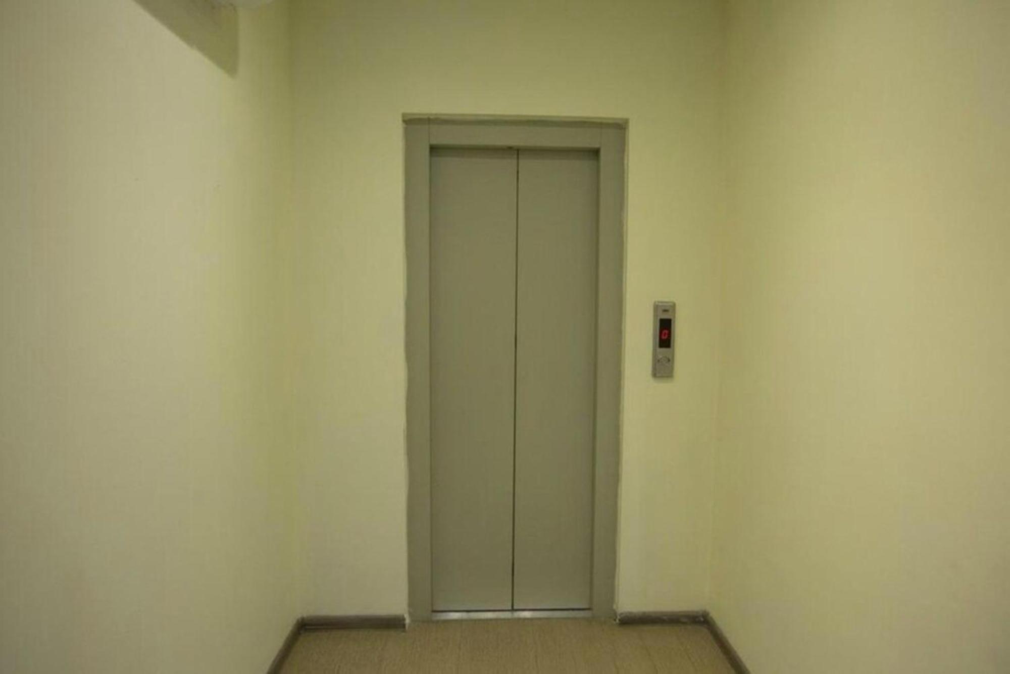 Tbiliseli Inn Tbilisi Luaran gambar