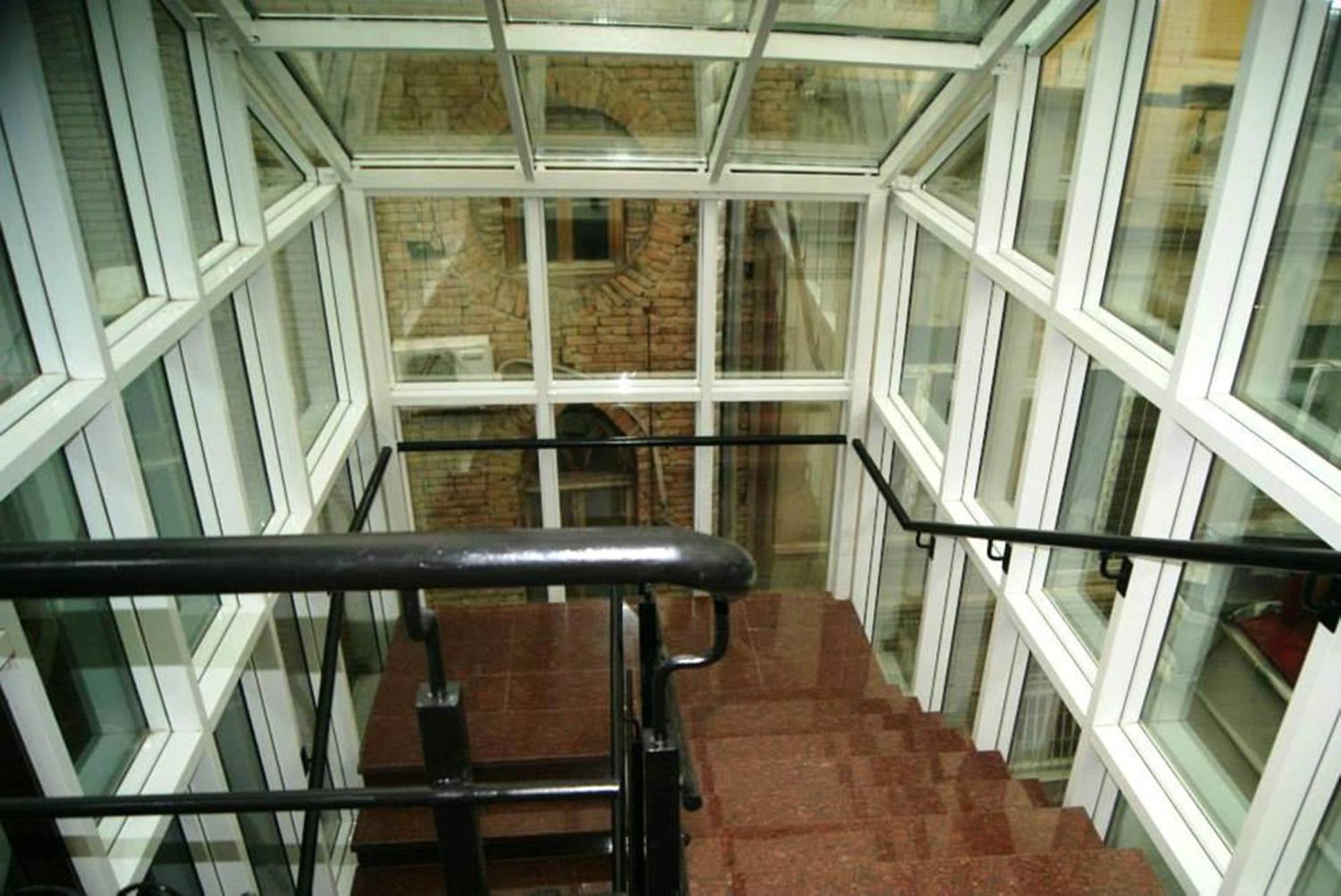 Tbiliseli Inn Tbilisi Luaran gambar