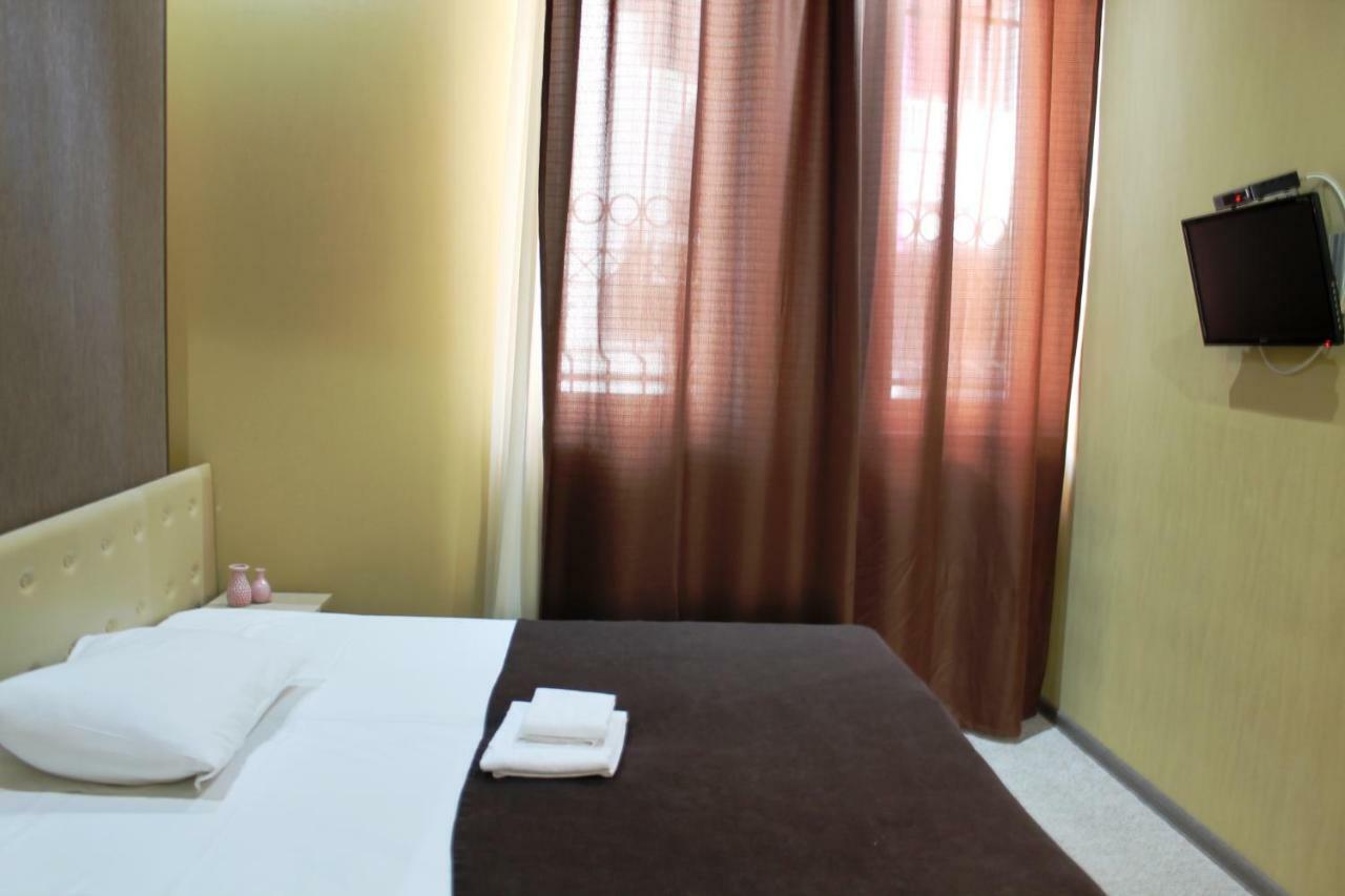 Tbiliseli Inn Tbilisi Luaran gambar