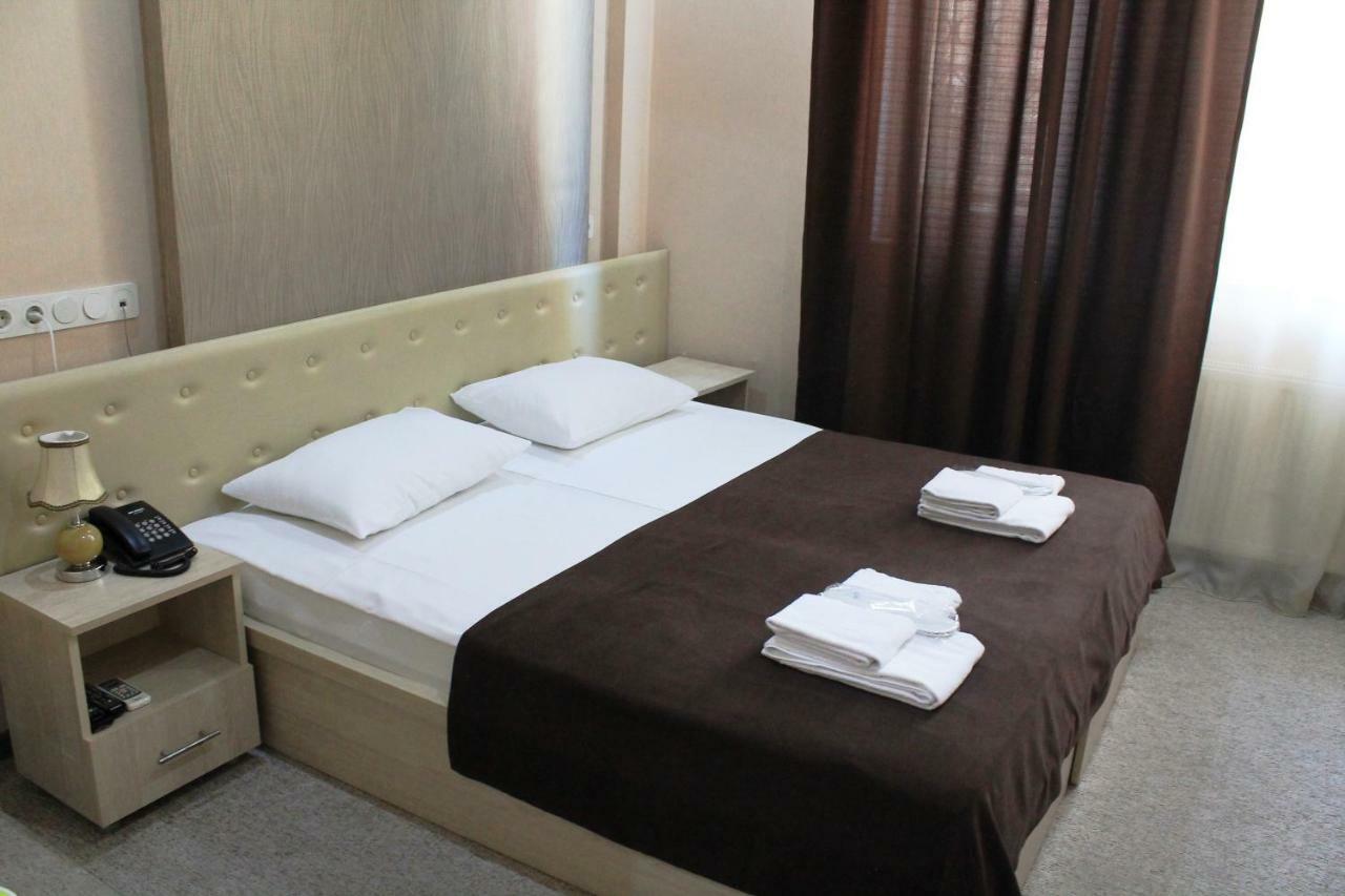 Tbiliseli Inn Tbilisi Luaran gambar