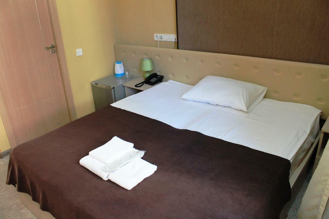 Tbiliseli Inn Tbilisi Luaran gambar