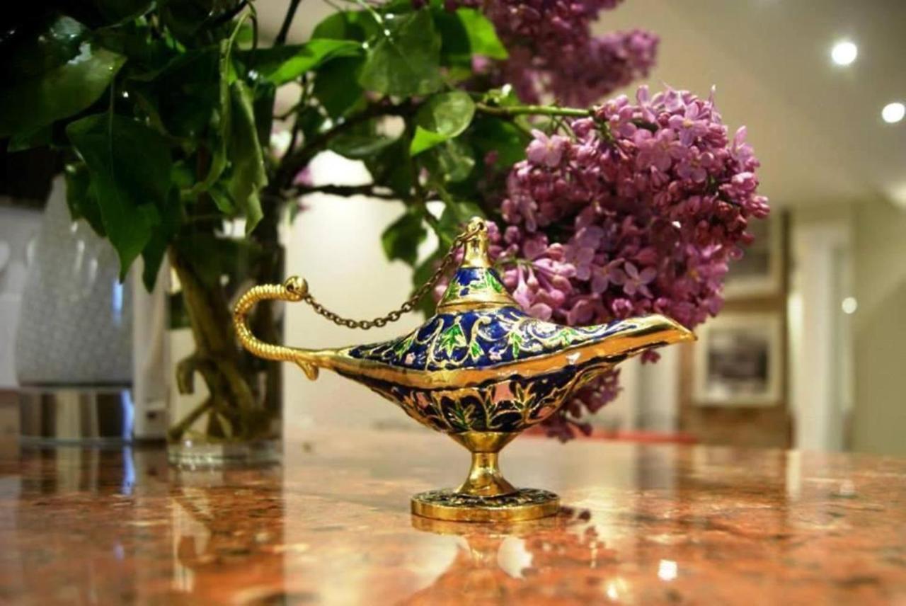 Tbiliseli Inn Tbilisi Luaran gambar